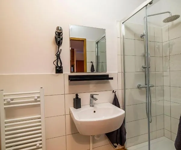 - Nocna Sowa Daire Gluszyca